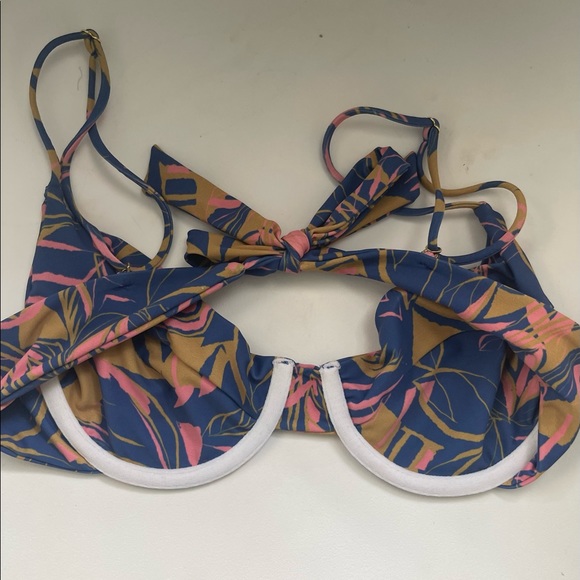 Skatie Anguilla top set - Picture 5 of 7